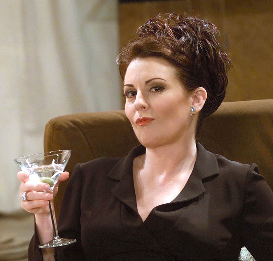 Karen Walker (Megan Mullally) e il suo immancabile Martini.